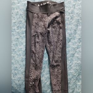 Underarmor compression leggings